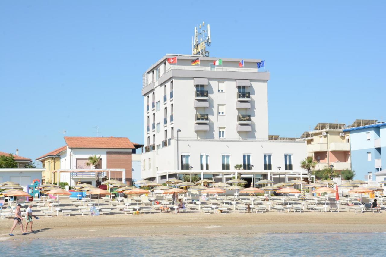 Hotel Caravel Marotta Luaran gambar